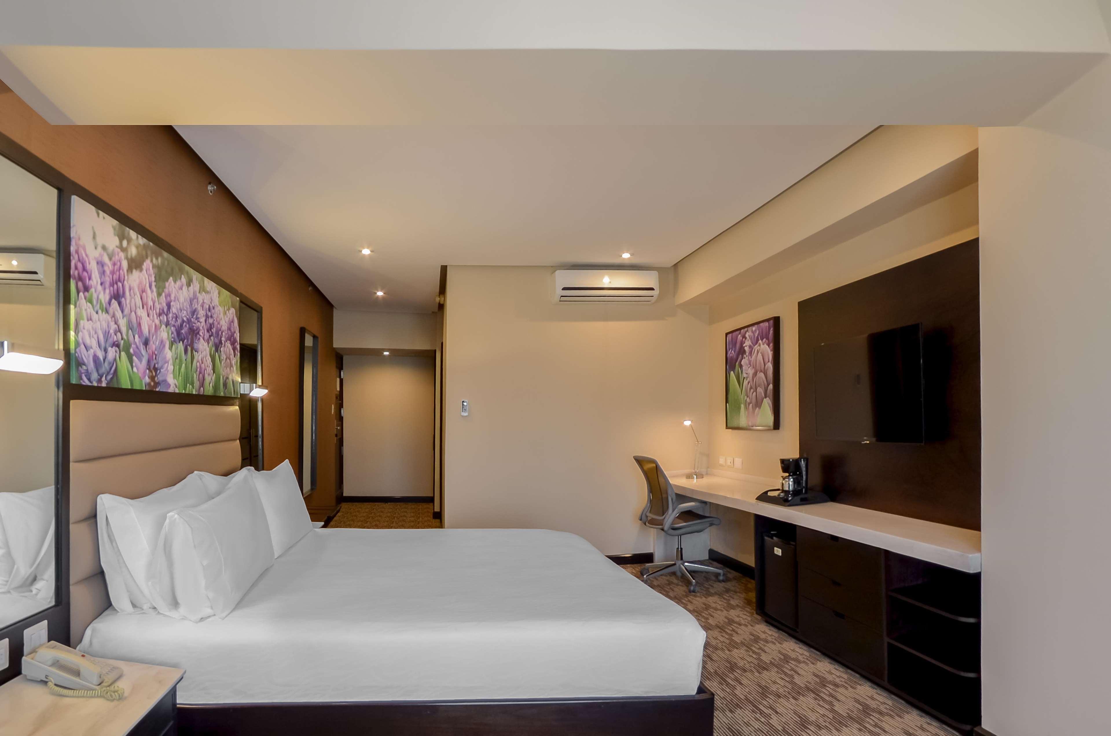 Hilton Garden Inn Guatemalaváros Kültér fotó