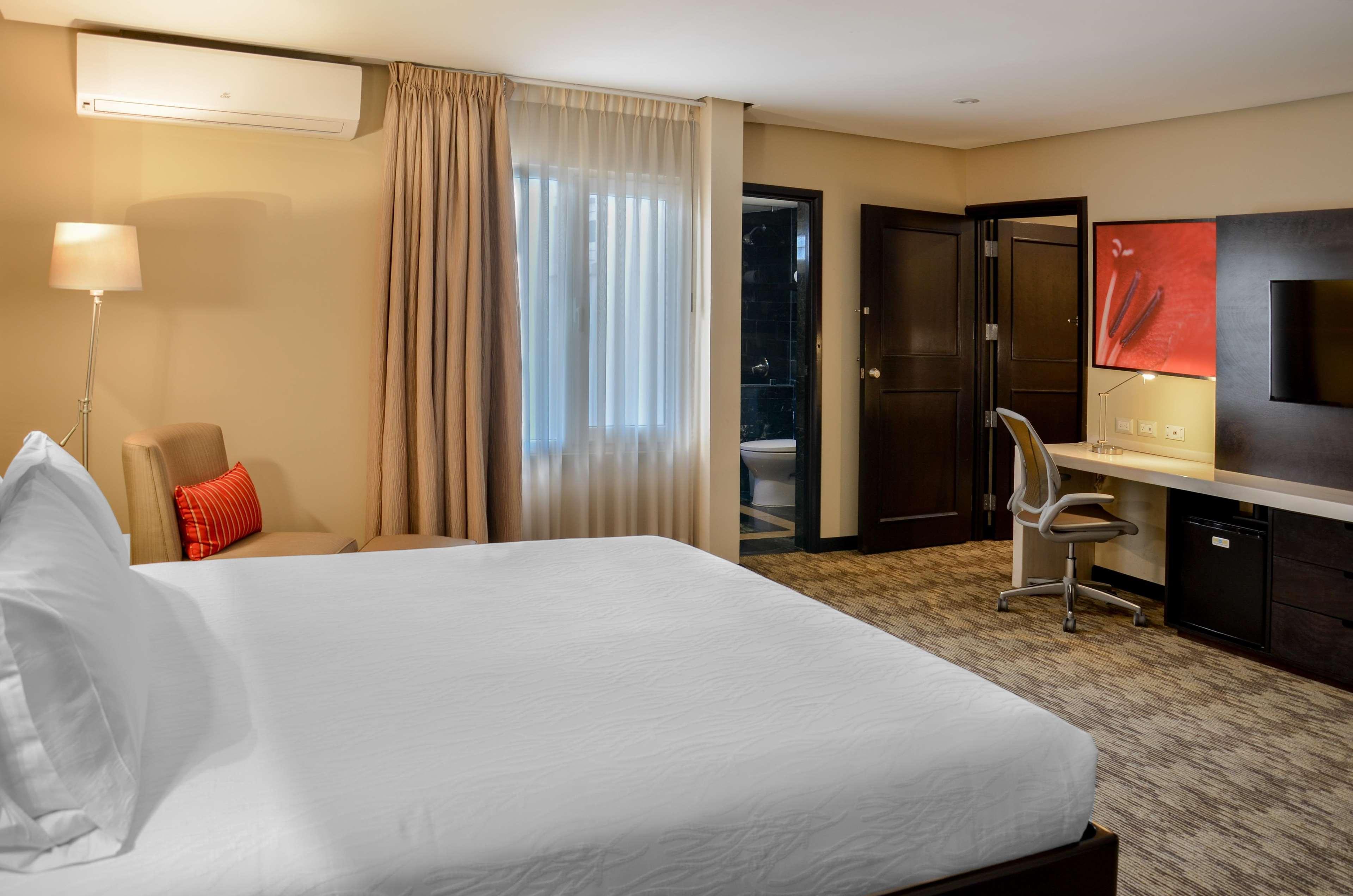 Hilton Garden Inn Guatemalaváros Kültér fotó