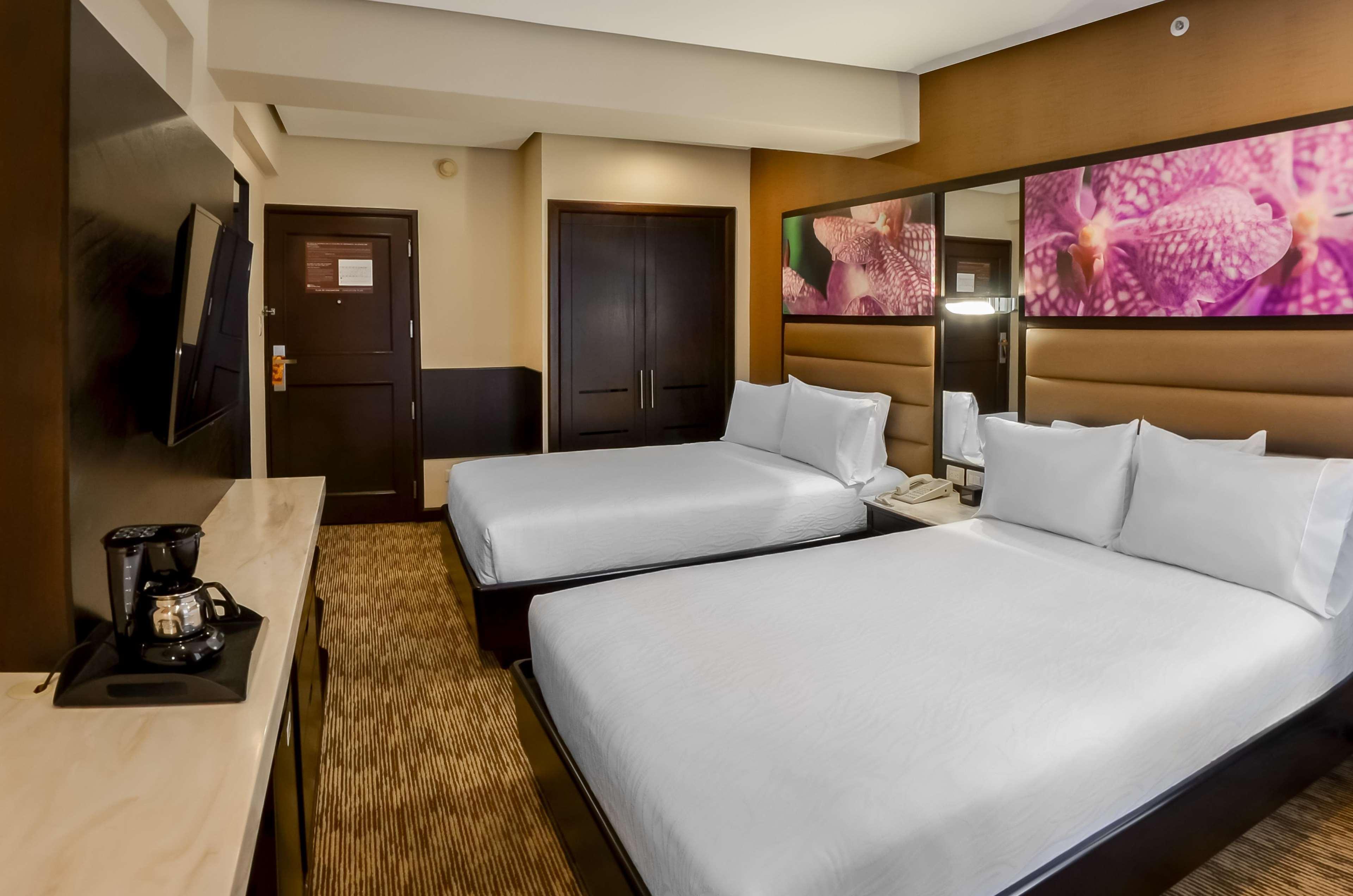 Hilton Garden Inn Guatemalaváros Kültér fotó