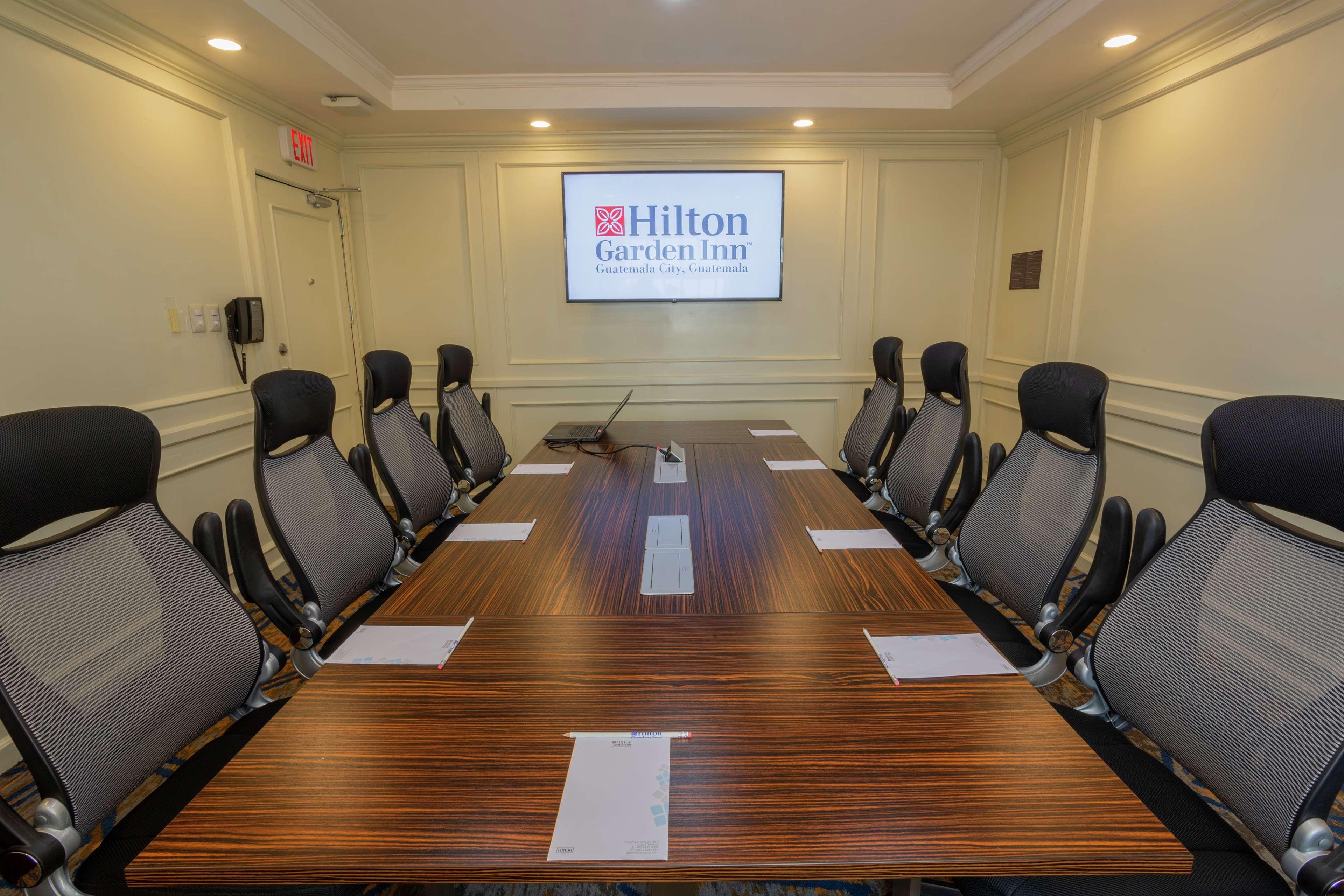 Hilton Garden Inn Guatemalaváros Kültér fotó