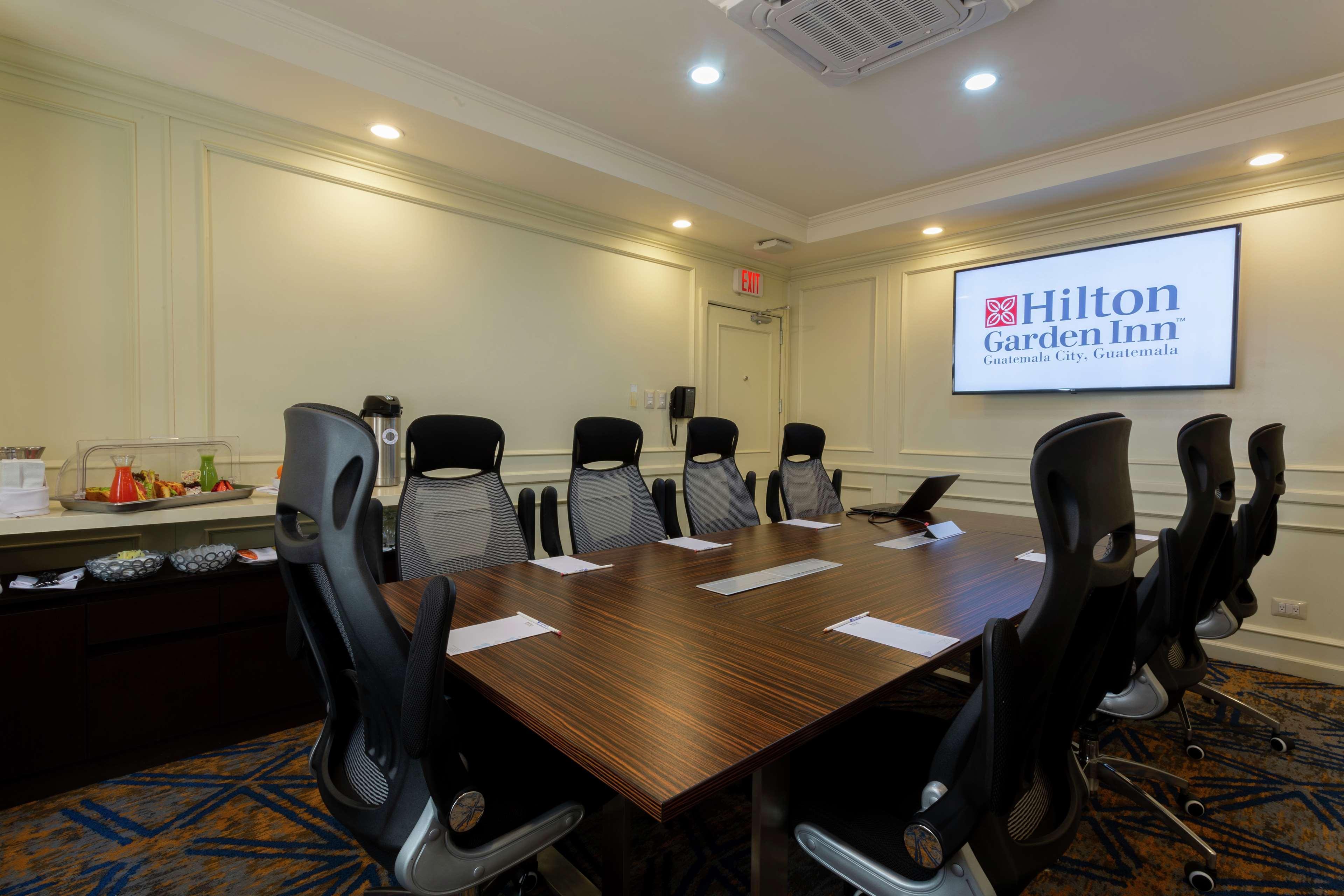 Hilton Garden Inn Guatemalaváros Kültér fotó